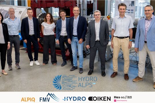 Photo Renouvellement Contrat Du Hal
